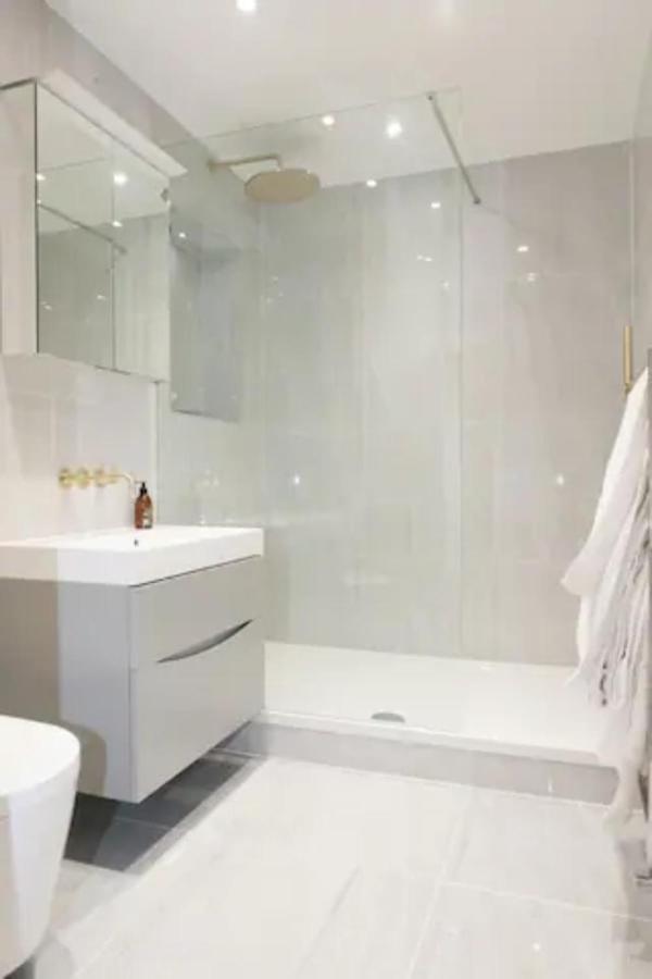 Shoreditch - Immaculate 2 Bedrooms Flat For 6 ลอนดอน ภายนอก รูปภาพ